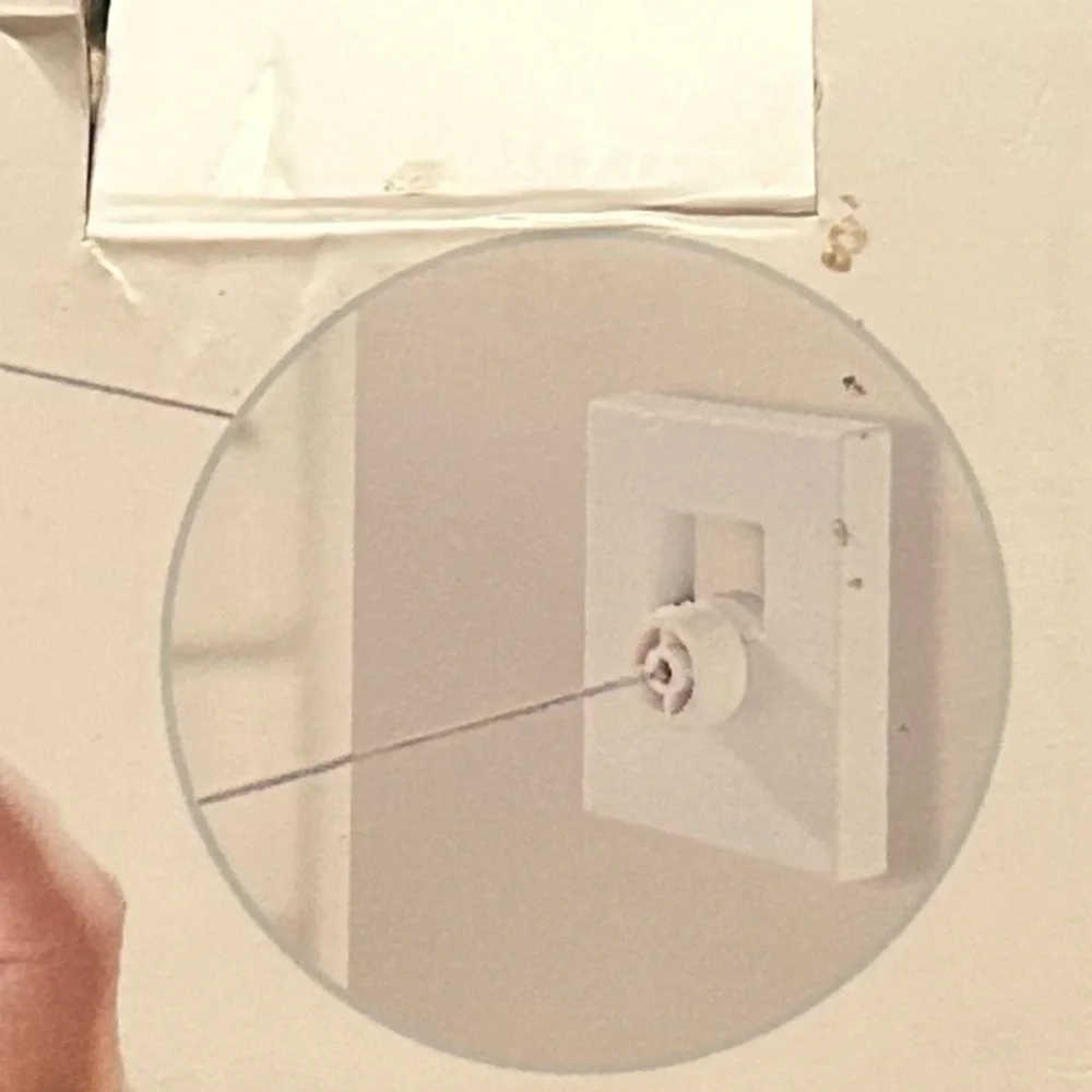 Retractable Clothesline - Picture 6 of 6